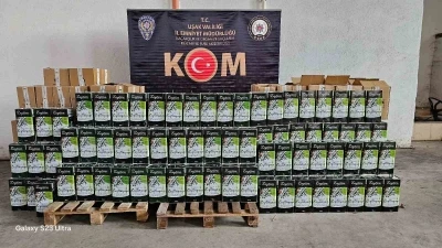Uşak&rsquo;ta 382 teneke karışımlı zeytinyağı ele ge&ccedil;irildi
