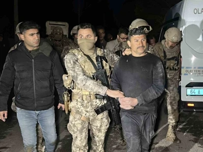 Uşak&rsquo;ta kavga ihbarına giden polislere ateş a&ccedil;an ş&uuml;pheli tutuklandı
