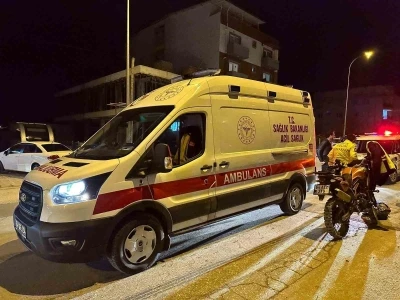 Uşak&rsquo;ta motosikletin &ccedil;arptığı yaya hayatını kaybetti: Kaza anı kamereda
