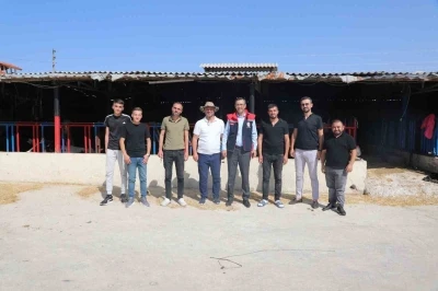 Uşak’ta üreticilere ari işletme bilgilendirmesi,
