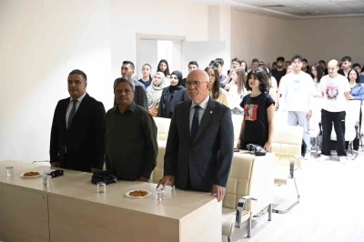 Uşak Üniversitesinde Eğitim Araştırmaları kongresi yapıldı
