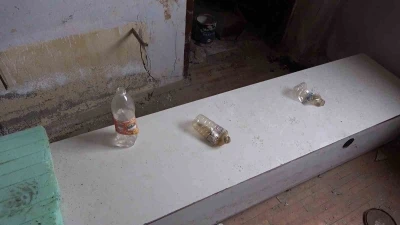 &Uuml;sk&uuml;dar&rsquo;da metruk binadaki uyuşturucu kullanımı mahalle sakinlerini tedirgin ediyor
