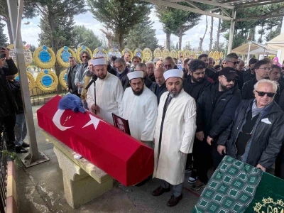 Usta sanat&ccedil;ı Ferdi Atuner son yolculuğuna uğurlandı
