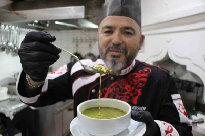 Usta şeflerden "sakala &ccedil;arpan &ccedil;orbası" tavsiyesi: "Acıktırmaz, susatmaz"

