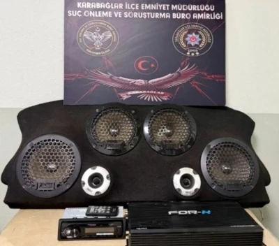 Uyanıklık yapıp kıyafet değiştirmeleri işe yaramadı, kıskıvrak yakalandılar
