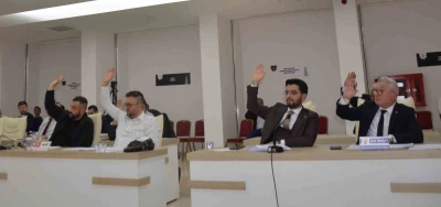 &Uuml;yelerin istediği &rsquo;İhale ve doğrudan temin dosyaları&rsquo; gelmemesi tartışması Meclise taşındı
