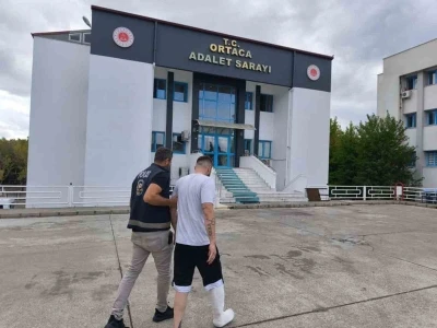 Uyuşturucu operasyonlarında 12 tutuklama
