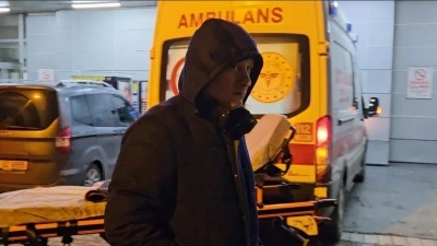 Uyuşturucu operasyonunda g&ouml;zaltına alınan isimler sağlık kontrol&uuml;nden ge&ccedil;irildi
