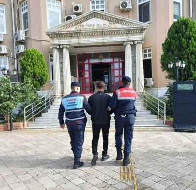 Uyuşturucu suçundan aranan şahıs Didim’de yakalandı
