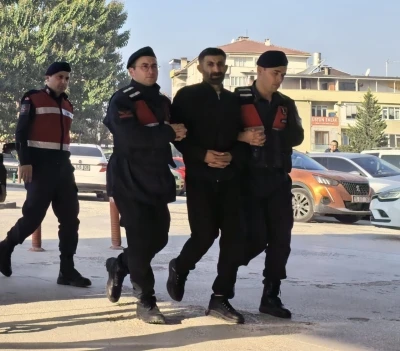 Uyuşturucu taciri kıskıvrak yakalandı
