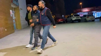 Uyuşturucu taciri otobüste yakalandı
