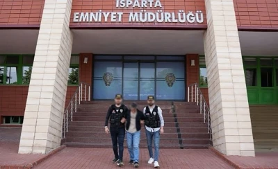Uyuşturucu ticareti suçundan 8 yıl hapis cezasıyla aranan şahıs yakalandı
