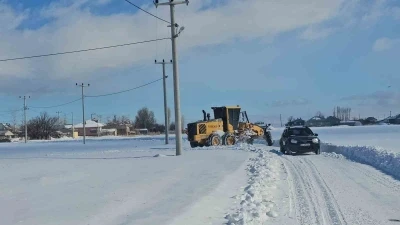 &Uuml;zerine sıcak su d&ouml;k&uuml;len &ccedil;ocuk i&ccedil;in seferberlik

