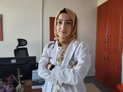 Uzm. Dr. Bilgiç: &quot;Sarı serumun hastane dışında yaptırmasını kesinlikle önermiyorum&quot;
