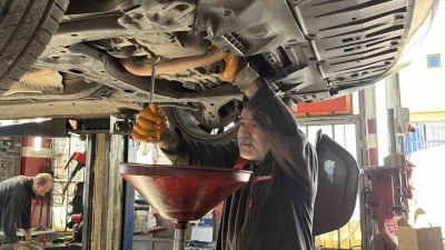 Uzmandan sürücülere kış uyarısı: &quot;Lastik, akü ve antifrizi kontrol ettirin&quot;
