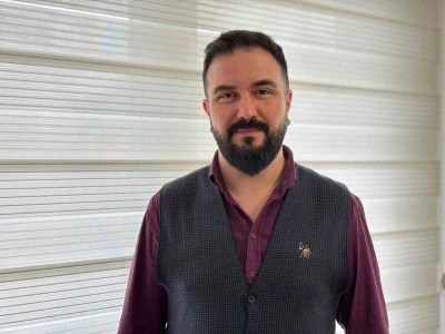 Uzmanı a&ccedil;ıkladı: İşte akran zorbalığının iki nedeni, Aile tutumu ve sosyal medya
