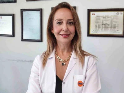 Uzmanı uyardı: &quot;Cilde uygulanacak ürünler mutlaka doktor kontrolünde alınmalı&quot;
