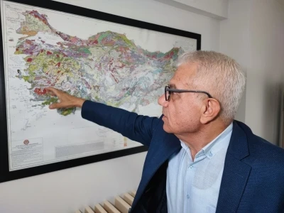 Uzmanı uyardı: &quot;Deprem fırtınası devam edecek&quot;
