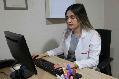 Uzmanından &rsquo;&rsquo;İftar yemeğini ikiye b&ouml;l&uuml;n&rsquo;&rsquo; &ouml;nerisi
