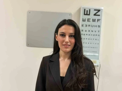 Uzmanından uyarı: "Yanlış g&uuml;neş g&ouml;zl&uuml;ğ&uuml; g&ouml;z sağlığını tehdit ediyor"
