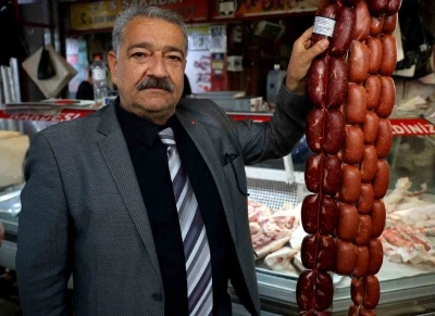 Uzmanından vatandaşa &rsquo;ucuz sucuk&rsquo; uyarısı

