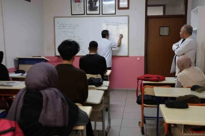 Uzmanlardan &ouml;ğrencilere g&uuml;n i&ccedil;erisinde Power nap &ouml;nerisi

