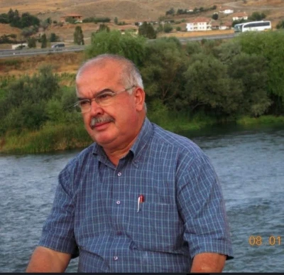 Uzundere&rsquo;nin efsane muhtarı Okumuş, hayatını kaybetti
