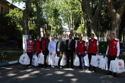 Vakıflar 1. B&ouml;lge M&uuml;d&uuml;rl&uuml;ğ&uuml;&rsquo;nden Dar&uuml;laceze&rsquo;ye Babalar G&uuml;n&uuml; ziyareti
