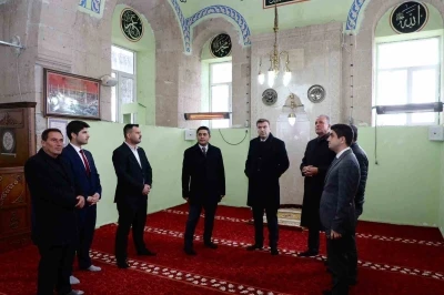 Vali Akmeşe Altunhisar&rsquo;da vatandaş ve esnafla buluştu
