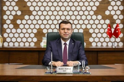 Vali Akmeşe: "Ramazan Bayramı&rsquo;nın sağlık, huzur ve mutluluk getirmesini diliyorum"
