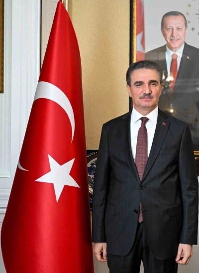Vali Aydın Baruş; "12 Mart Erzurum&rsquo;un kurtuluş bayramı kutlu olsun"
