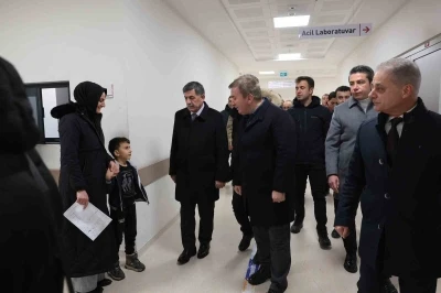Vali Aydoğdu yeni yıla hastanede girdi
