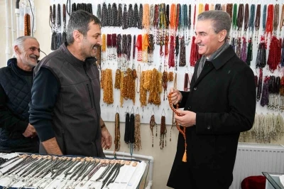 Vali Baruş&rsquo;tan esnafa Ramazan ziyareti
