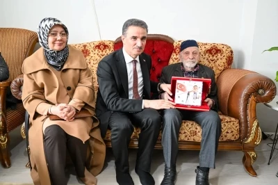 Vali Baruş&rsquo;tan gaziye vefa
