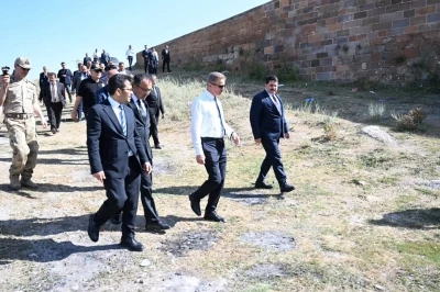 Vali Baruş&rsquo;tan K&ouml;pr&uuml;k&ouml;y &ccedil;ıkarması
