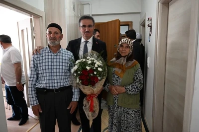 Vali Baruş&rsquo;tan Narman&rsquo;da şehit ailesi ve gaziye anlamlı ziyaret
