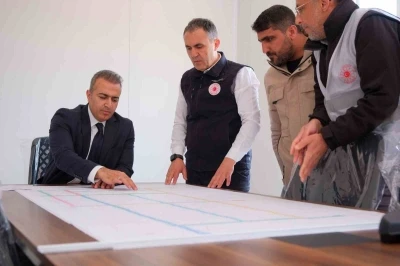 Vali &Ccedil;i&ccedil;ek: "Yeni OSB istihdama ve ekonomiye katkı sağlayacak"

