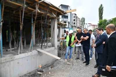 Vali Çiçek, spor inşaatlarını denetledi
