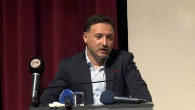 Vali &Ccedil;i&ccedil;ek: "Talas, neresine giderseniz gidin sizinle konuşan bir yer"