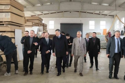 Vali &Ccedil;ift&ccedil;i&rsquo;den Oltu &ccedil;ıkarması
