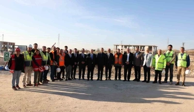 Vali Coşkun, Denizli OSB&rsquo;nin yeni arıtma tesisi şantiyesini inceledi
