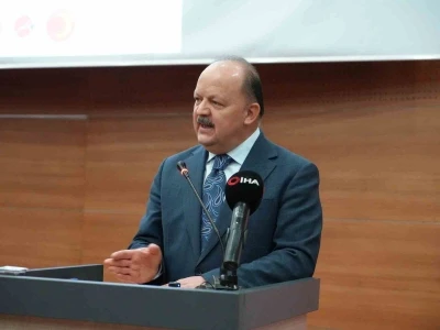 Vali Dallı: "Hz. Pir Şeyh Şaban-ı Veli&rsquo;nin kurduğu Şabaniyye kolunun Endonezya&rsquo;da Samaniyye adıyla bir kolu var"

