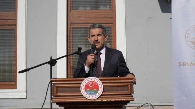 Vali Ekici: &quot;Bir çocuk okula gitmiyorsa, Dicle’de kuzuyu kurda kaptırmışız demektir&quot;
