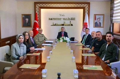 Vali Eldivan: &quot;Bayburt asayiş olaylarında en güvenli iller arasında&quot;
