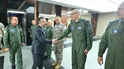 Vali H&uuml;seyin Aksoy&rsquo;dan Muharip Hava Kuvveti Komutanlığı&rsquo;na veda ziyareti
