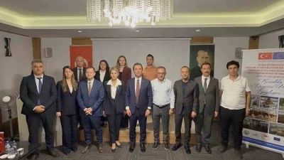 Vali Karakaya: &quot;İlimizdeki proje sayısı ve çeşitliliğinin artırılması kanaatindeyiz&quot;
