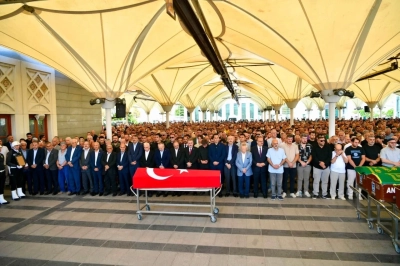 Vali Kemal Kızılkaya'nın Babası Son Yolculuğuna Uğurlandı