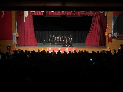 Vali Kızılkaya, &quot;Kadın, ailenin temel direği, toplumun vicdanı ve geleceğin mimarıdır&quot;
