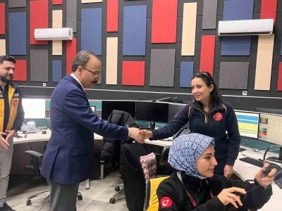 Vali Kızılkaya, yılbaşı mesaisinde denetimlerde bulundu
