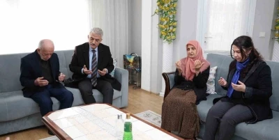 Vali Makas şehit ailelerini yalnız bırakmıyor
